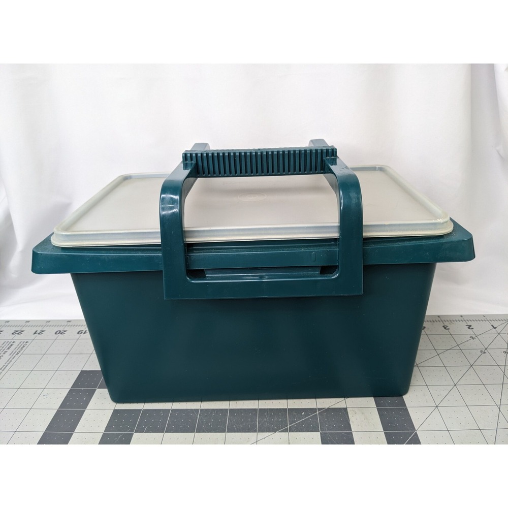 Tupperware Carry All‎ Storage Tote Bin with Handle Green